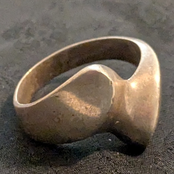 Rare Vintage Solid Sterling Silver Statement Ring 925 Size 7 - Picture 2 of 7